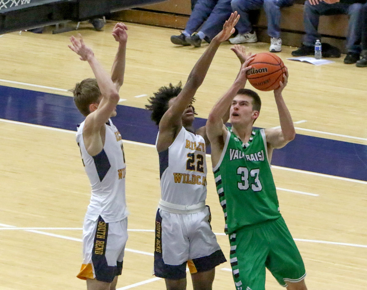 Valpo/SB Riley, boy's basketball regionals